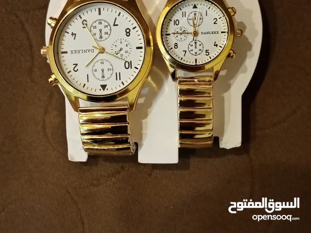 قطعتان من ساعة كوارتز ذهبية فاخرة تناظرية قابلة للتمدد من الفولاذ المقاوم للصدأ ساعة يد للأزواج