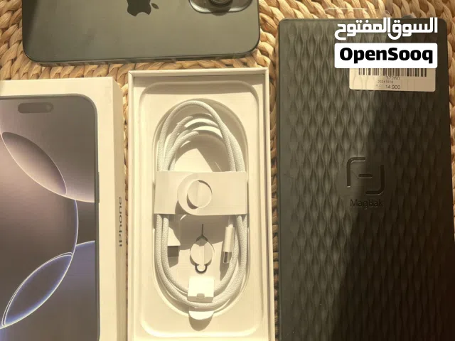 ايفون 16 برو نظيف مع ملحقاته