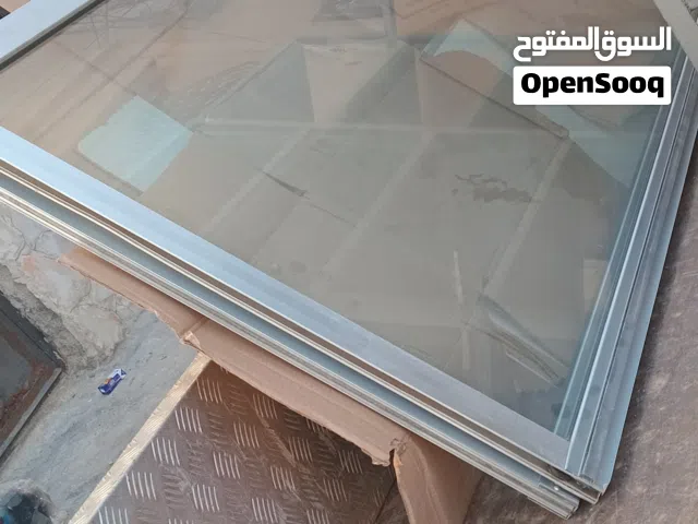 باب المنيوم بحالع وكاله قياس ارتفاعمترين ونص بعرص مترين وعشره