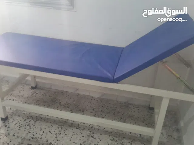 سرير كشف مستعمل للبيع