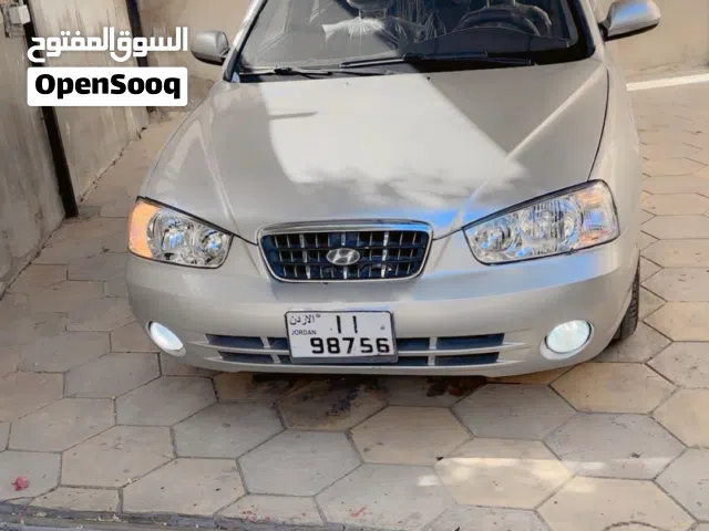 2002 هيونداي افانتي