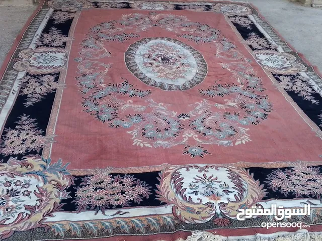 سجاده مستعمل تركي الطول 3 م ونص والعرض مترين و70