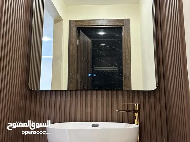 4 غرف نوم في الجبيهة قرب جامعة الاميرة سمية تشطيب فندقي مع تدفئة راكبة