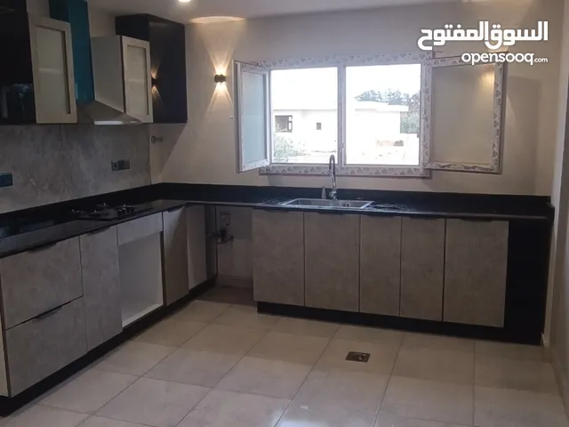 165 m2 2 Bedrooms Apartments for Rent in Benghazi Al-Fatih