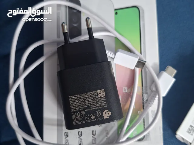 الشاحن الاصليه 25 واط مع السلك الاصلي