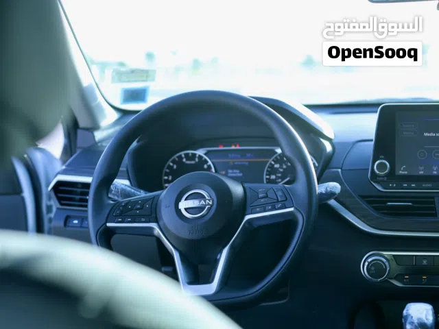2025 نيسان التيما SV
