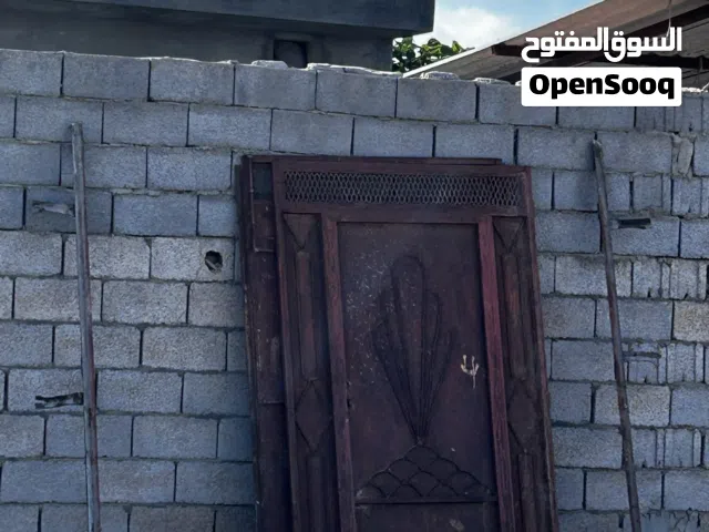 السلام عليكم ورحمة اللّٰه وبركاته باب مستعمل باب ربي يبارك السعر ساوم وان شاءالله منقصروش مع حدا