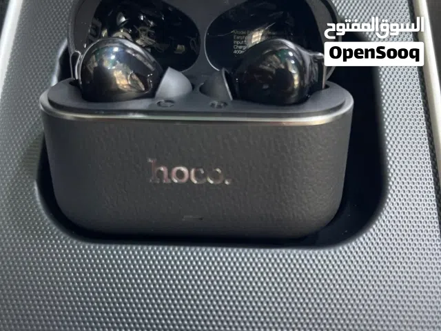 سماعة هوكو (hoco) الأصلية بالكامل. صوت محيطي نقي وباس قوي جداً. عزل ضوضاء حقيقي للمكالمات والأغاني