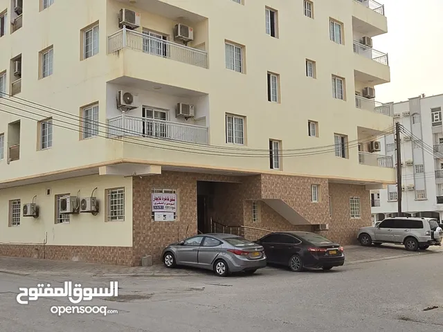 شقة  فاخره مفروشه للإيجار اليومي منطقة الوادي ببولاية صلاله محافظة ظفار