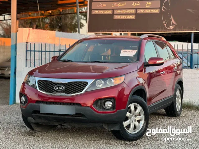 Used Kia Sorento in Tripoli