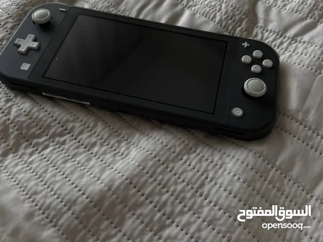 Nintendo Switch بحالة ممتازة – تجربة لعب خرافية بسعر رائع هل أنت مستعد لأفضل تجربة ألعاب؟