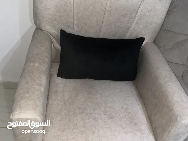 اثاث للبيع