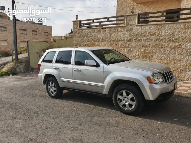 Used Jeep Grand Cherokee in Amman