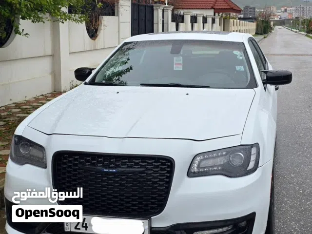 2019 كرايسلر 300 300S V6