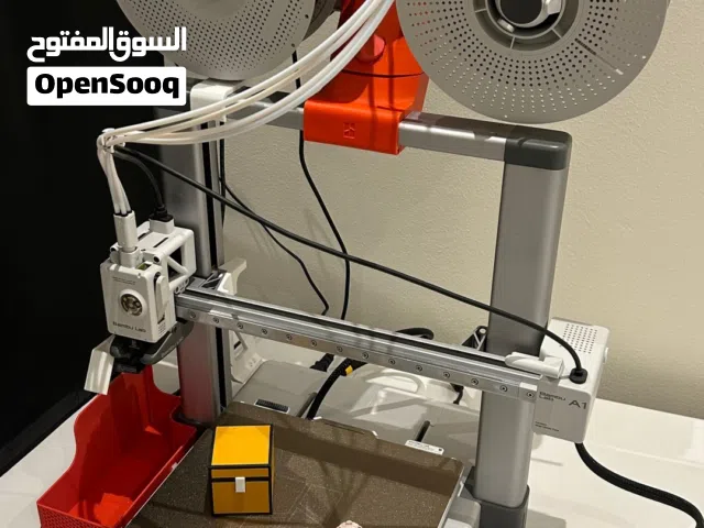 Bambu Lab A1 Combo طابعة ثلاثية الأبعاد نظيفة جدا