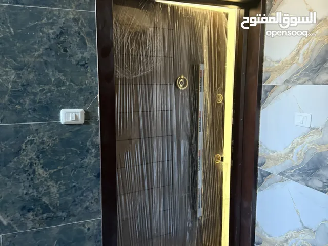 180 m2 More than 6 bedrooms Apartments for Sale in Amman Tabarboor