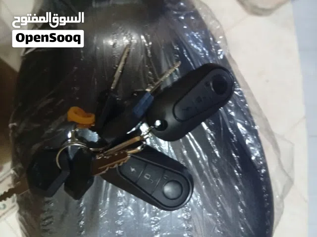 Apple iPad 128 GB in Al Batinah