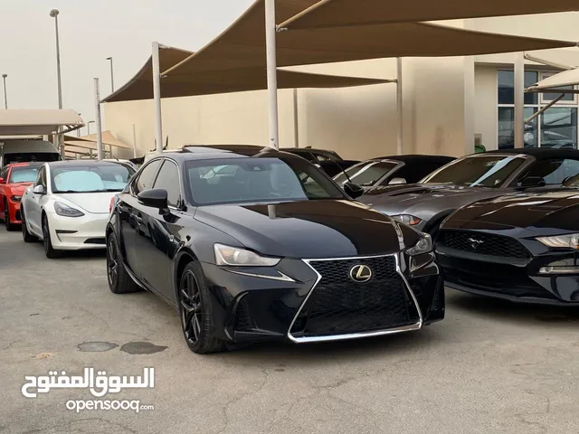 Lexus IS-Series V6 2018 F Sport 300                            لكزس Is 300 فول اوبشن V6  موديل 2018