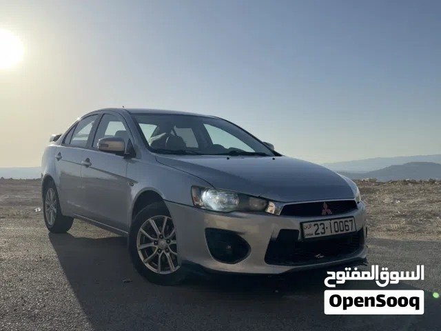 2017 ميتسوبيشي لانسر Standard