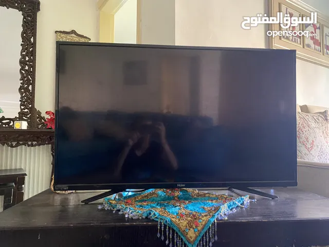 شاشة من شركة HAIER للبيع