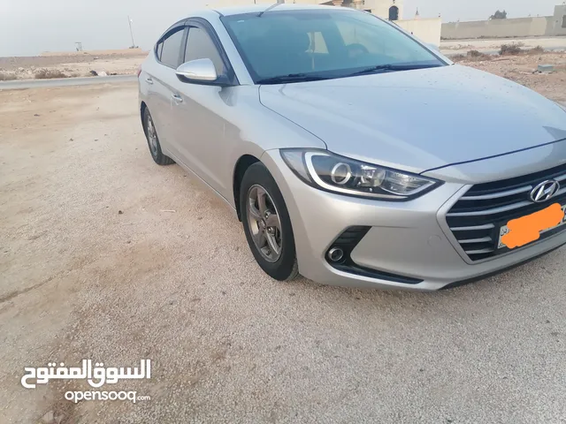 Used Hyundai Avante in Zarqa