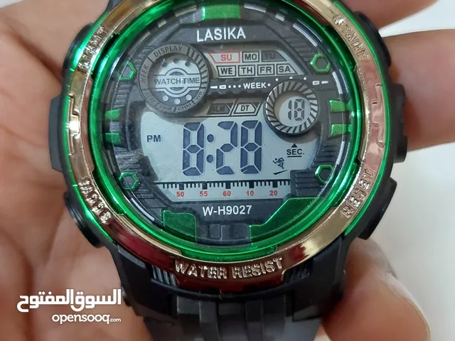 Laskia stylish sports watch water resistant