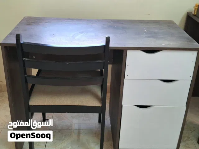 مكاتب للبيع