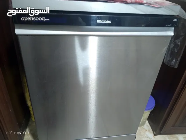 جلابة للبيع نوع ممتاز الماني شغالة ما بدها شي بحاجة لتغيير الشبك التحتاني فقط مطلوب فيها 50