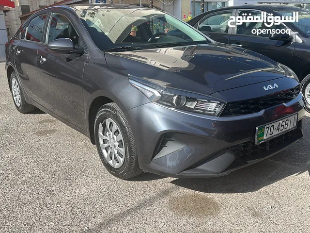 Sedan Kia in Amman