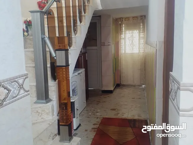 125 m2 4 Bedrooms Townhouse for Sale in Baghdad Za'franiya