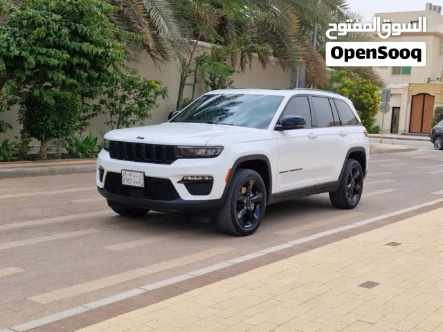 2023, جيب, جراند شيروكى, Laredo X