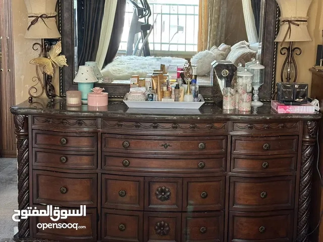 غرفة نوم اشلي