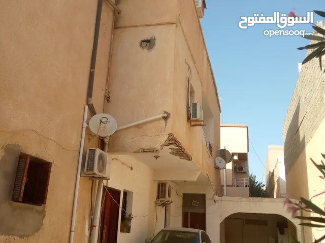 230 m2 More than 6 bedrooms Townhouse for Sale in Tripoli Abu Saleem