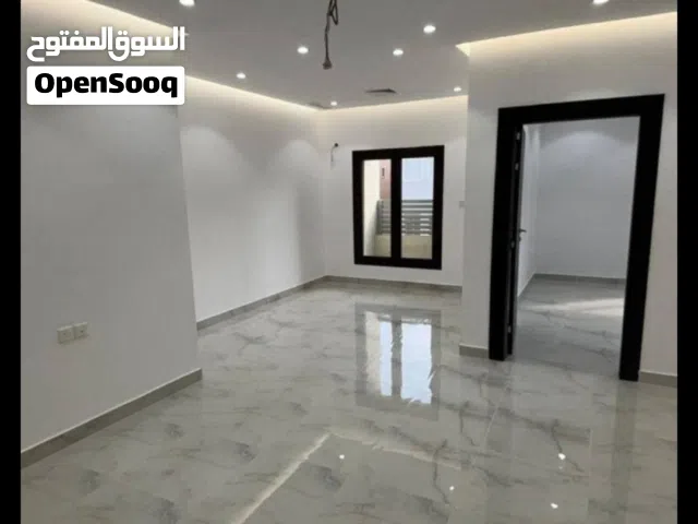 400 m2 More than 6 bedrooms Villa for Rent in Al Jahra Matla'