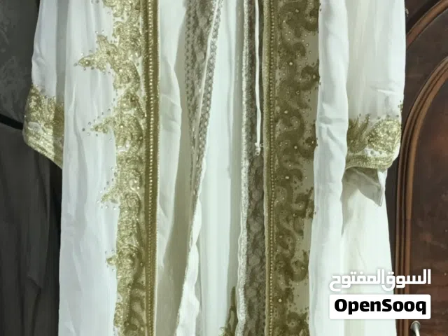 فستان مناسبة