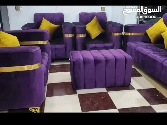 امجد الوصابي يوجد لدينا كنبات جاهزات للبيع الذي في الصور موجود كامل اطقم. الطقم الواحد سعره115000