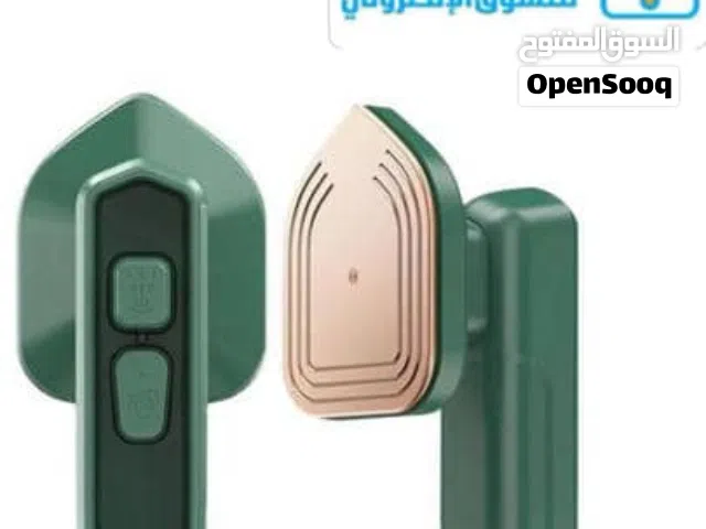 مكواه ملابس بخار محموله
