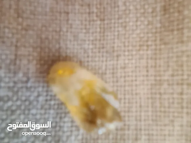 حجر سترين أصفر