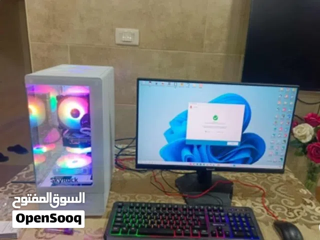 Pc gaming.