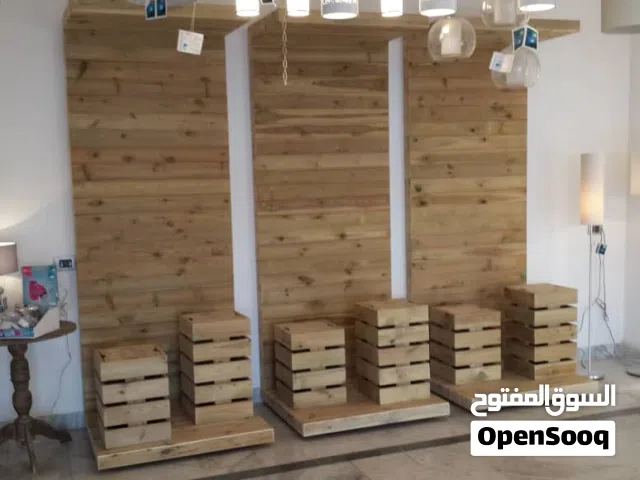 ستاند خشبي للحدائق