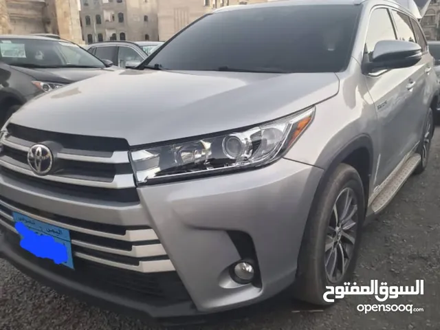 Toyota Highlander 2018 in Sana'a