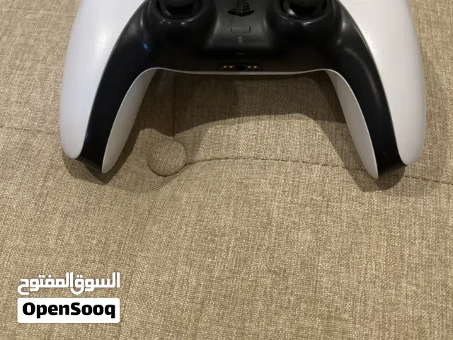 يدين سوني فايف