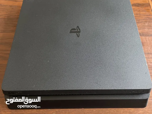 PlayStation 4 PlayStation for sale in Abu Dhabi