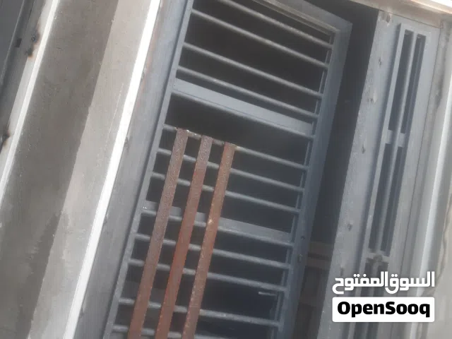 مطلوب شباك المنيوم او pvc
