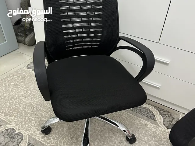 كراسي مكتب شبه جديد للبيع