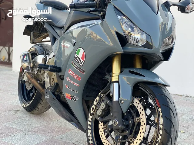 Honda CB1000R 2015 in Muscat