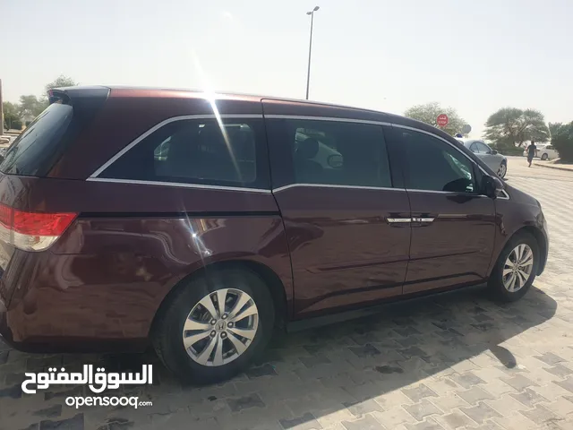 Honda Odyssey EX-L in Al Ahmadi