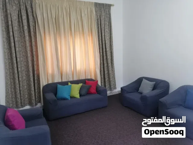 شقة مفروشة للإيجار في إربد - الحي الشرقي - هدوء وخدمات متوفرة