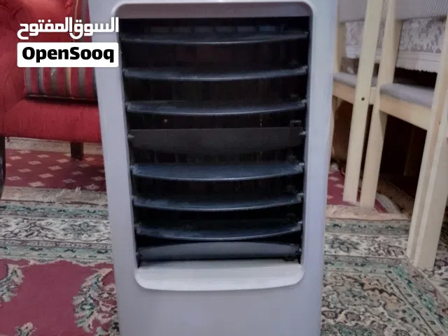 مبرد هواء متنقل من HomeElectric، بحالة جيدة، مناسب للغرف والمكاتب، سهل الحركة ويعمل بكفاءة