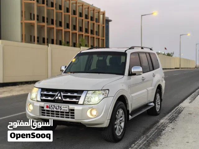 2013 Mitsubishi Pajero GLS